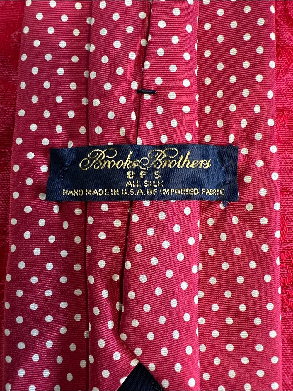 Brooks Brothers Men’s Red Polka Dot Silk Tie 3.75" Wide Handmade USA Classic